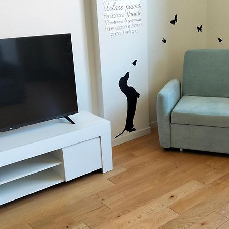 Ferienwohnung Nuovo Loft Con Terrazzo M2 Ieo Humanitas Bocconi Navigli Mailand Exterior foto